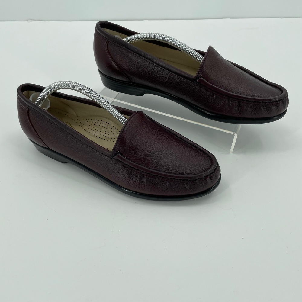 SAS‎ Tripad Women's Burgundy Loafers Sz. 8M Leather Comfort Moccasin